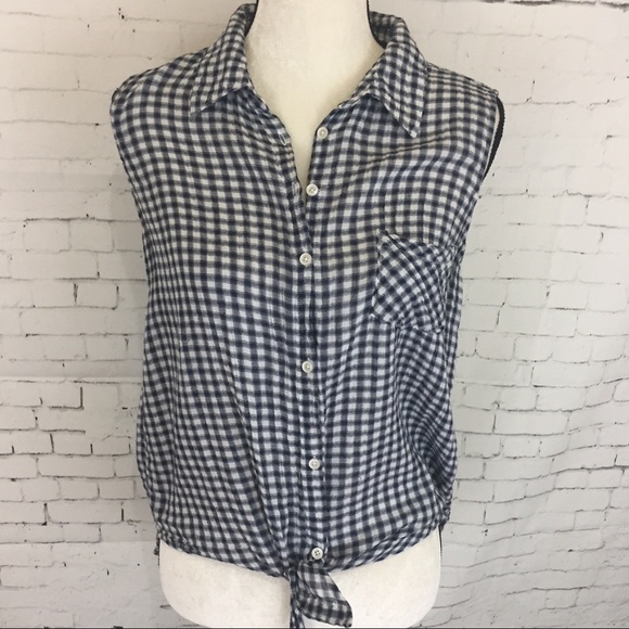C&C California Tops - C&C California Tie Front Sleeveless flannel size M